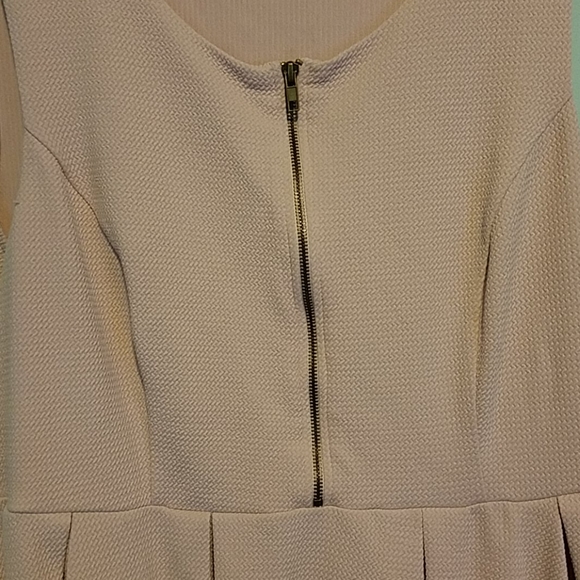 Gorgeous dress 22w at waist 36Lenght - Picture 2 of 8